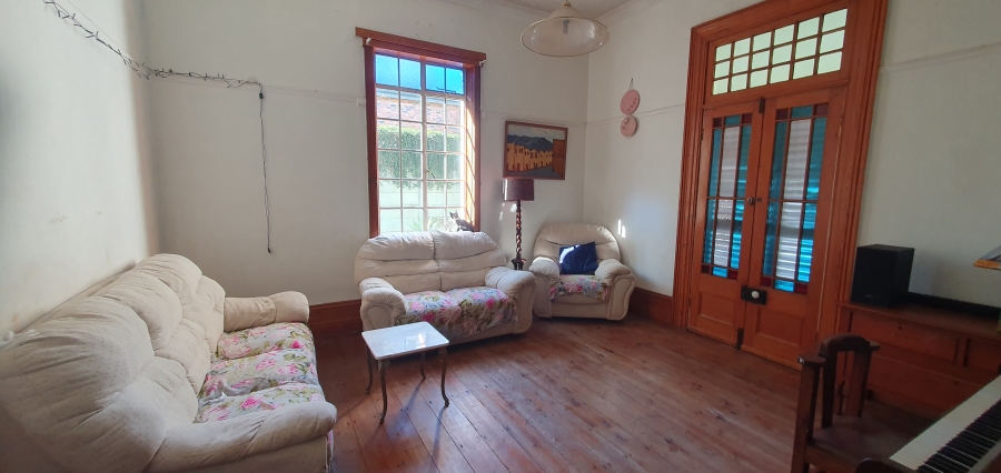 4 Bedroom Property for Sale in Uitenhage Central Eastern Cape